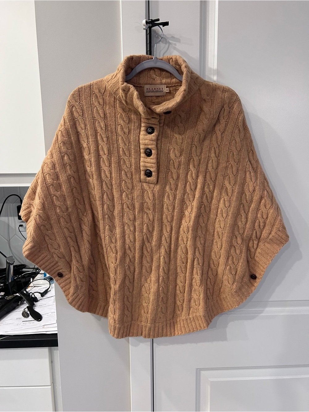 Blarney Woollen Mills Ireland 100% Lambswool Camel Cable Knit Poncho Sweater